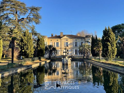 In Saint-André-de-Cubzac, op een steenworp afstand van alle voorzieningen, combineert dit volledig gerenoveerde kasteel authentieke charme en modern comfort. Gelegen op een aangelegd perceel, biedt het royale volumes en eersteklas diensten: zwembad m...