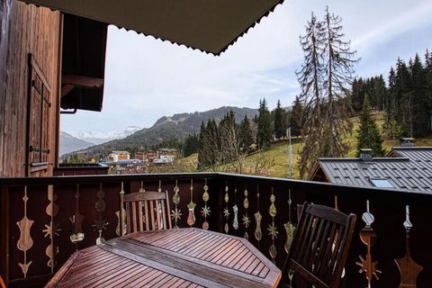 Ai piedi delle piste, gli impianti di risalita del famoso dominio del Morillon e del Grand-Massif, un'alleanza di pietra e legno, sono residenze dall'architettura “di montagna” molto tipica, nello spirito di un villaggio della stazione. Benvenuti nel...