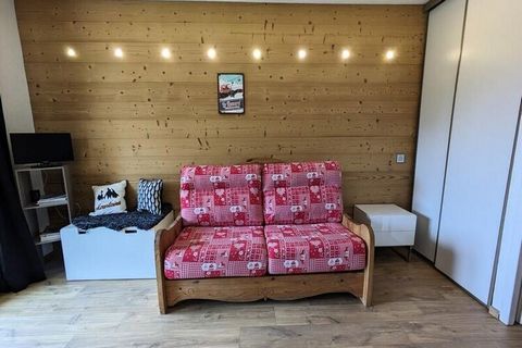 Welkom in het Refuge-appartement, gelegen in het hart van de stad. aan de voet van de Revard-hellingen. Onze warme studio is geschikt voor maximaal 2 personen. 4 personen en heeft een terras om van de zon te genieten. Array Onze studio is onlangs ger...