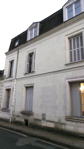 Immeuble avec 7 appartements T2 centre de Langeais