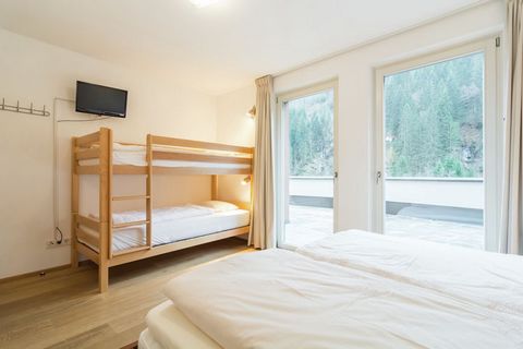 This luxurious 4-bedroom apartment is in the scenic Saalbach-Hinterglemm. With the capacity to house up to 12 people, it is ideal for a large group or families with children. There is also a lovely terrace where you can enjoy breathtaking views. Just...