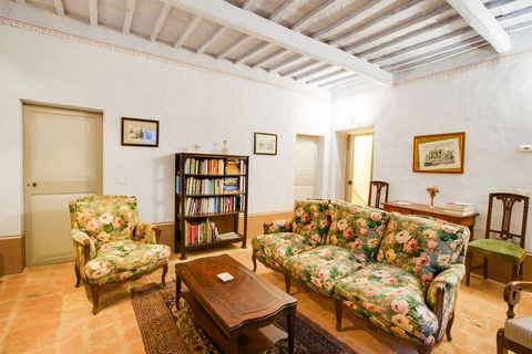This pet-friendly villa in Rome has 3 bedrooms for 8 people to stay comfortably. Ideal forfamilies with children, it has free wifi, a relaxing swimming pool, and a beautiful garden to enjoy the stunning view. The surroundings are beautiful with woods...