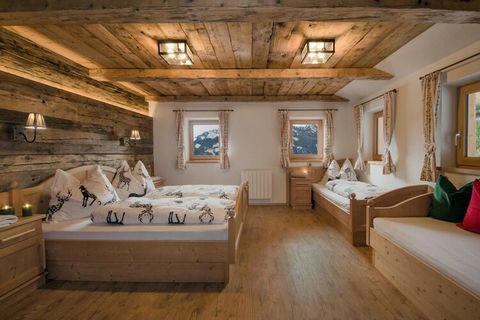 The cozy Oberholzlehen hut is the ideal place for relaxation, peace and coziness, but also for many activities in summer and winter. The accommodation is fully equipped with a modern kitchen with an oven, cooking facilities, microwave, as well as a c...