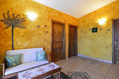 This child and family-friendly holiday home with a private pool is located within a private property of approx. 5000 square meters, surrounded by Mediterranean vegetation and olive trees. In addition to a spacious living room and a fully equipped kit...