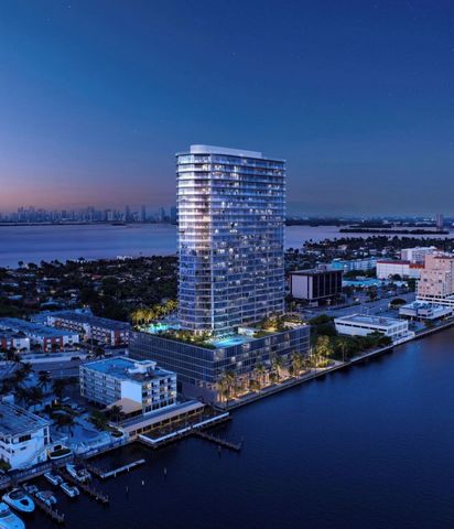 Voici Continuum Club & Residences, une prestigieuse enclave de 198 résidences et penthouses méticuleusement conçus, prête à rivaliser avec le célèbre Continuum South Beach. Ce développement exceptionnel offre des vues panoramiques inégalées sur la pl...