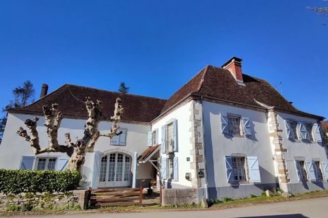 Offered for sale furnished, this beautifully presented village house is located in a village in the Béarn region with a château from the 17th century, as well as a very renowned inn and restaurant, just a five minutes drive from the 14th century fort...