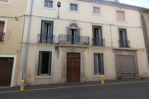 Cessenon-sur-Orb 34460 - Languedoc - very beautiful bourgeois house on 2 levels - budget 190 800 euros (seller's fee) - on the ground floor there is an entrance hall which deserts a dining room, living room, kitchen, pantry is an old commercial premi...