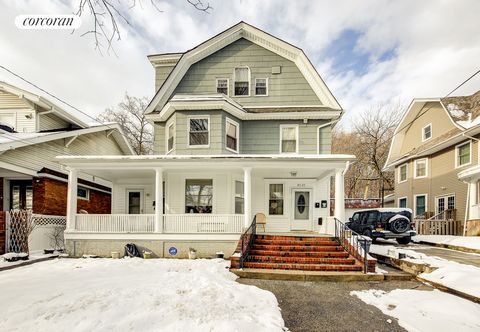Inviting Victorian Style 3-Unit Property in Woodhaven, NY. Nestled just one block away from the lush expanse of Forest Park, this Victorian-style gem offers a unique and spacious living experience in the heart of Woodhaven, New York. Conveniently loc...