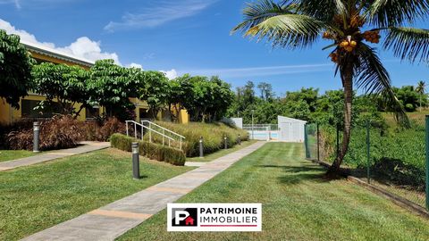 Come and discover exclusively this apartment located on the first floor of the Carré de Plaisance residence, in BAIE-MAHAULT. It includes a living room, a kitchen, a bedroom, a bathroom with toilet, a large terrace of 14m2 and a private parking space...