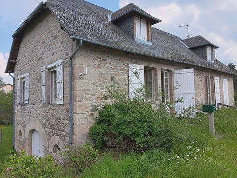 Old barn rehabilitated into 2 apartments, each composed of: entrance, living room, kitchen, WC. Upstairs, two bedrooms, bathroom, storage room. Each apartment has a cellar and a garage. Living areas of 87.10m2 and 74.60m2 Electric heating Land at the...