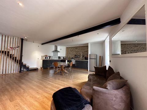 For sale in Azille, in the Aude, a village house of 95m2 offering a charming mix of old and new. This two-storey house has a bedroom and an office on the ground floor, a bathroom with walk-in shower. On the first floor, you will be seduced by the liv...