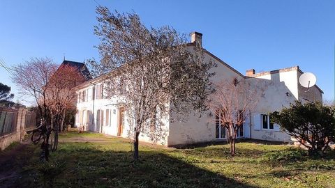Summary This presents a unique opportunity to acquire a spacious country stone house located in Saint-Andre-de-Cubzac, situated on the right bank of the picturesque Gironde estuary. Just 20 kilometres from Bordeaux and a mere 30-minute drive from the...