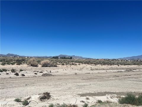 PRICE REDUCED!!! Vacant Land! Great investment opportunity in a growing City of Pahrump, about an hour drive to Las Vegas Strip. Beautiful mountain view in Calvada Valley Community. No HOA, perfect chance to build your own custom home or investment.