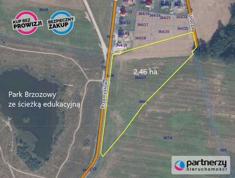 I invite you to familiarize yourself with the offer for sale of a large plot of land in Skowarcz (next to Pszczółki). Almost 2.5 hectares of land adjacent to the single-family housing zone (the plot is not covered by the local plan, nor have any deve...