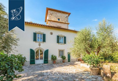 In the picturesque surroundings of Florence, the ancient villa of the 16th century is put up for sale. Located among the Chianti hills, it offers an area of ​​600 square meters and private garden 3000 square meters. The residence retains the spirit o...