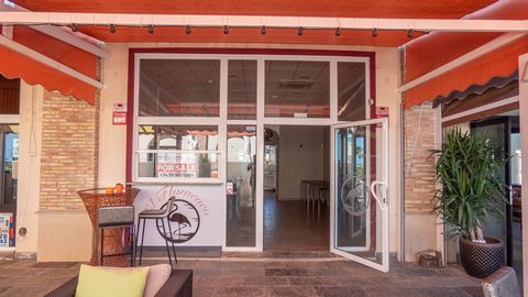 We are pleased to offer for sale the FREEHOLD of an upstairs commercial unit, which was previously used as a bar for many years and offers an amazing opportunity for someone looking to start a new business on La Finca in a great location. The build s...