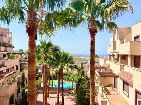 New flats for sale in COLLADO, in an excellent location with open views and very close to the centre of Águilas, beaches, restaurants, medical centres and many other services. They are delivered furnished, equipped kitchen and electrical appliances. ...