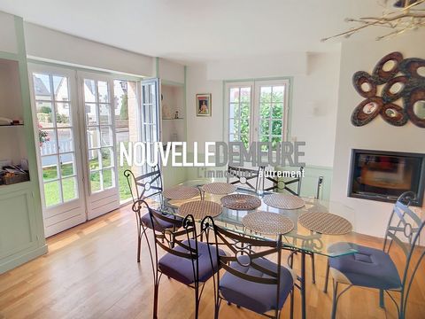 Nouvelle Demeure präsentiert dieses Haus aus den 80er Jahren im Stadtteil Jouha in Saint Brieuc mit 110 m2 Wohnfläche auf einem Grundstück von 450 m2, in der Nähe aller Annehmlichkeiten, Schulen und öffentlichen Verkehrsmittel. Dieses Haus besteht im...