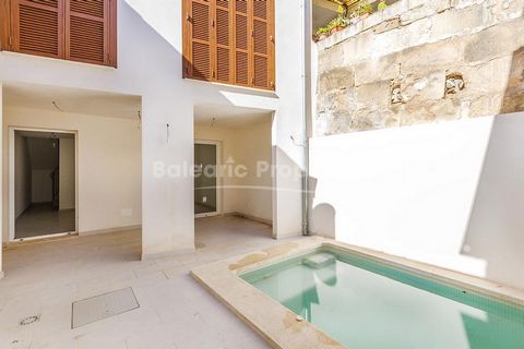 Modern town house with plunge pool, just minutes from the centre of Pollensa Undergoing a comprehensive renovation and extension in 2018, this three bedroom town house is one of the most stunning contemporary homes in the old town of Pollensa, and is...