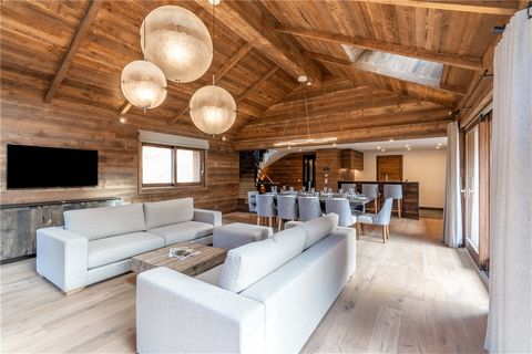 Located in Les Allues, Savoy. SHORT LET - Chalet APPALOOSA : Méribel / Musillon - New chalet - 280 sqm - 5 bedrooms en suite - Outdoor hot tub - Sauna - Unimpeded view Beautiful chalet build this year, spacious, luxurious, the chalet APPALOOSA offer ...