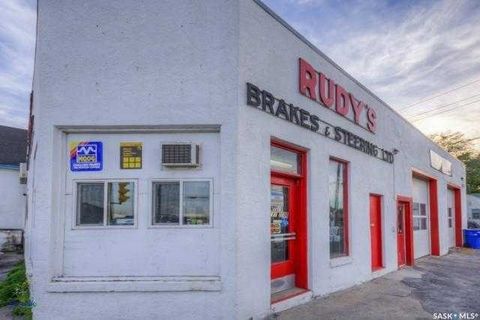 Building and good will. The furnaces are a 2013 REZNOR overhead furnace for shop 2010 York office furnace. This accredited location has high visibility on Arcola and Winnipeg. JUST SOME OFFICE EQUIPMENT Computer printer security cameras. call agent f...