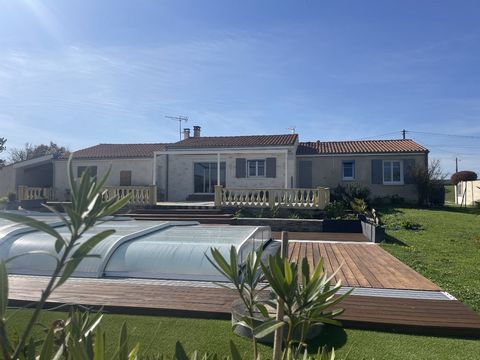 This beautiful bungalow constructed in 1986 has been entirely renovated by it's current owners. There are pretty gardens to the front planted with mature shrubs and trees. Behind the house you will find a lovely pool ( 8m x 4m ) with stunning views o...