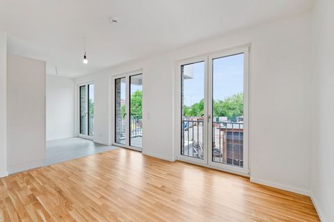 Overview This apartment is a real gem in a lively area. It has large, floor-to-ceiling windows that let in plenty of natural light and create a pleasant atmosphere. The spacious eat-in kitchen offers enough space for a dining area, ideal for cozy din...