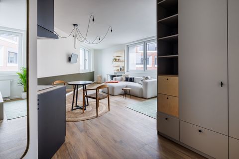 PLEASE NOTE: Move-in is only possible on the 1st and move-out on the last day of the month. All-Inclusive studio apartment for 1-2 people right in the heart of Münster with modern community areas. What does All-inclusive mean? - Utilities - Electrici...