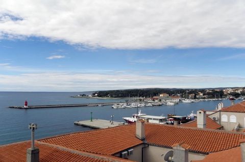 The island of Krk, town Krk, attractive boutique hotel surface area 180 m2 for sale, in the heart of the old town, 50 m from the sea. The hotel consists of ground floor with reception, first floor with dining area and auxiliary rooms, second floor an...