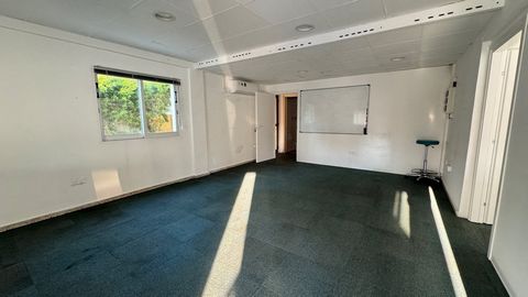 Located in Limassol. Nice office/shop in the area of ​​Agios Ioannis Limassol with a covered area of ​​150 sqm is now available. It is located a few steps from Makariou Street. It has 2 w.c., a/c in all rooms and large windows overlooking the main st...