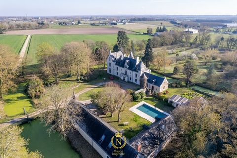 Located in the Beautiful Region of the Loire Valley, CHARMANT CHATEAU (15th, 17th and 19th century) just 10 km from the famous town of SAUMUR, in a green setting surrounded by moats. Arrival via a beautiful bridleway, lined with plane trees, the Goth...