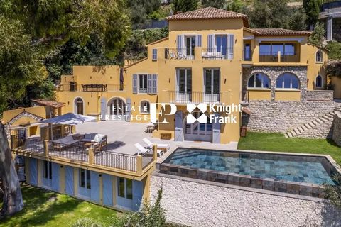 CO-EXCLUSIVE This spacious and charming Provencal villa, recently renovated in a chic contemporary style, will captivate you with its beautiful views of the Mediterranean Sea and Cap Ferrat. Situated on a landscaped and secluded plot of approximately...