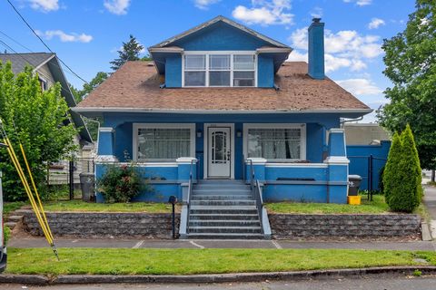 Big old classic craftsman home with separate living quarters used as successful rental. Upper main portion of the home is spacious with the large covered porch, living room, dining room and kitchen. Total of 5 bedrooms! Basement was tastefully conver...