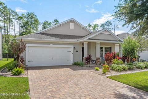 Erleben Sie den Nocatee Lifestyle – seit über 10 Jahren eine der besten Masterplan-Communities des Landes! 229 White Marsh Dr. verfügt über ein wunderschön gepflegtes Äußeres mit Landschaftsbeleuchtung, Betonbordsteinen, einer Pflastereinfahrt, einem...