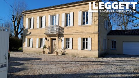 A34305MGD33 - Magnificient detached stone property close to Ambarès, with large enclosed garden & pool. Lounge, dining room, kitchen, office/second lounge, 2 further rooms, 5 bedrooms, 3 shower rooms, garage. Very well maintained property with gas ce...