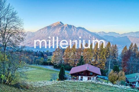 Agency: Millenium Properties Ref : SH 1875 Welcome to this splendid mountain residence located in Mont-Saxonnex, offering a haven of peace of 170m² (234m² of usable area) in the heart of a plot of 1346m². Ideally positioned 40 km from Geneva (Switzer...