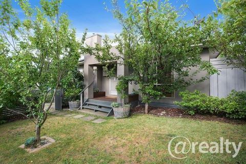 Are you searching for the perfect home that combines space, privacy, and modern elegance? Look no further! This well presented four-bedroom, three-bathroom house is now available for purchase. Space & Privacy The key to this beautiful home is the lay...