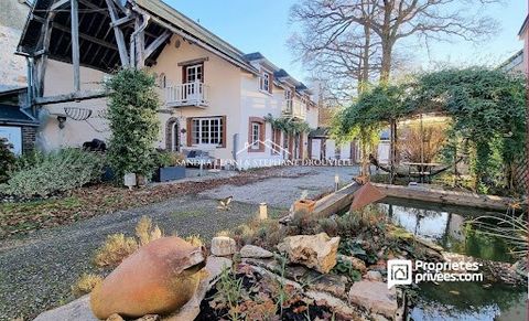 PERLE RARE SUR LE SECTEUR ! A DECOUVRIR SANS TARDER ! A JOUY, COMMERCES, ECOLES et GARE SNCF à Pied ! Charmante Longère totalisant 160 m² avec Piscine, Garage, atelier, appentis et Terrain Arboré de plus de 1.400 m² Laissez-vous séduire par cette mag...