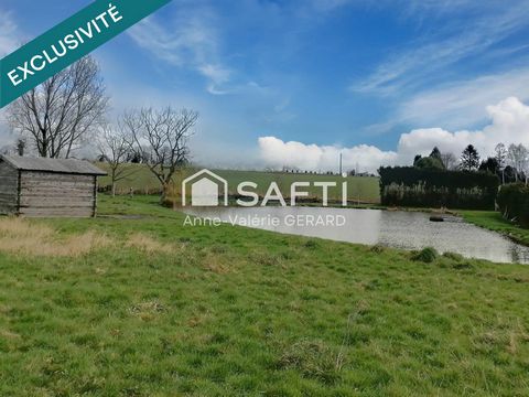 Located 5 minutes from Gorron, in the countryside, beautiful land of 7250m² with fishing pond of approximately 1000m². The pond is fed by a spring and a stream. It contains carp, pike, tench and roach. The pond has been cleared, rock work has been ca...