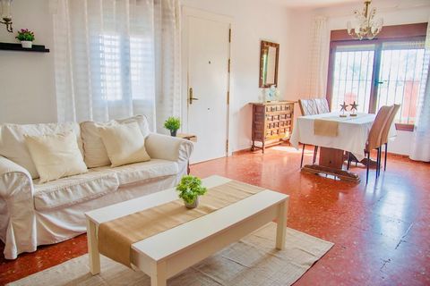 Torrecilla Beach - Center — People: 6 — m 2 : 170 — Rooms: 2 — Bathrooms: 2 Enjoy a holiday in a comfortable two-storey villa fully equipped to make your holiday an unbeatable stay, offering you all possible services. Enjoy a 2-LARGE BEDROOM HOLIDAY ...