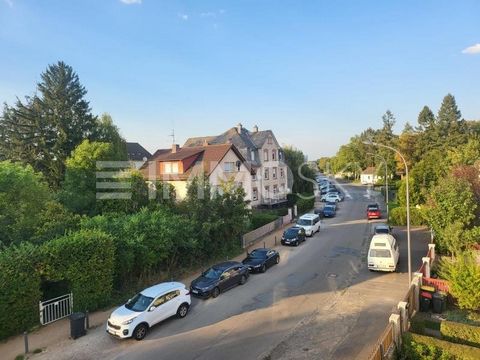 Attention aux petites familles ! Cet appartement au rez-de-chaussée impressionne par son emplacement calme et idéal à Offenbach-Bieber. Profitez du soleil du soir sur votre propre terrasse, d’une promenade relaxante dans la forêt adjacente, d’un quar...