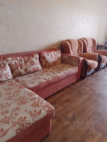 С 11.02 Сдам 3-х комнатную (евро) квартиру 90 м.кв.,в центре.ВОЗМОЖНА КРАТКОСРОЧНАЯ АРЕНДА (стоимость обсуждается отдельно)Удобная транспортная развязка в любой конец города.Квартира оборудована всей необходимой бытовой техникой,посудой,постельными п...