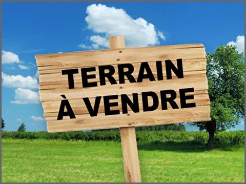 A Vendre joli terrain plat de 1900m2 avec vue dégagée sur Olmeta di Tuda et la plain de Saint Florent. Les informations sur les risques auxquels ce bien est exposé sont disponibles sur le site Géorisques : www.georisques.gouv.fr Prix de vente : 260 0...