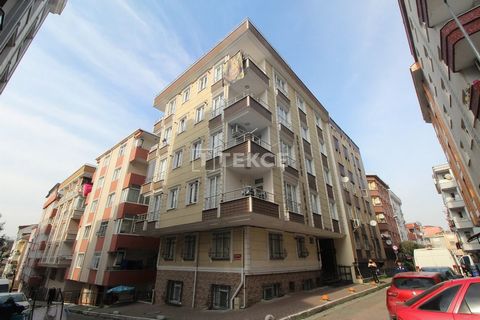 3-Bedroom Apartment with City View Close to Metro in Bahçelievler The apartment for sale is located in the Siyavuşpaşa district of Bahçelievler, on the European side of İstanbul. Bahçelievler has rapidly developed in recent years through urban transf...