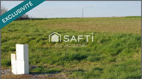 Building Plot for Sale in Varennes-en-Argonne – €12.50 per m² Fully serviced 930 m² plot in a residential development, with collective sanitation. Varennes-en-Argonne is a dynamic, attractive, and welcoming town, conveniently located near all ameniti...