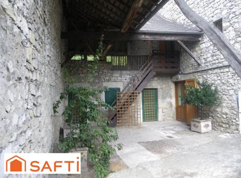 Belle maison de village en pierres