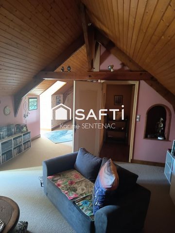 Superbe maison avec un sous-sol goudronnées dans la cour très beau extérieur avec une vue imprenable