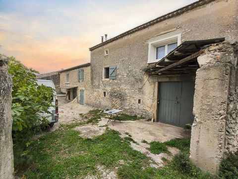 maison en pierre proche Grignan