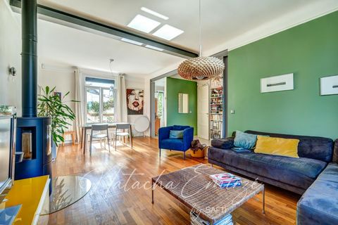 Belle maison ancienne et entièrement rénovée, à 14' à pied du RER