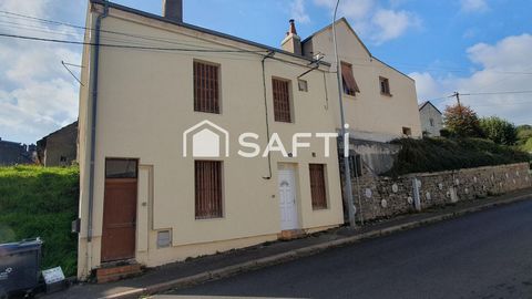 petit immeuble de deux appartement proche des grandes entreprises du Creusot et des universités .